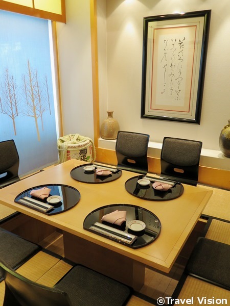 日本人乗船客が寛いで食事を楽しむのに最適な「ウミウマ」の個室