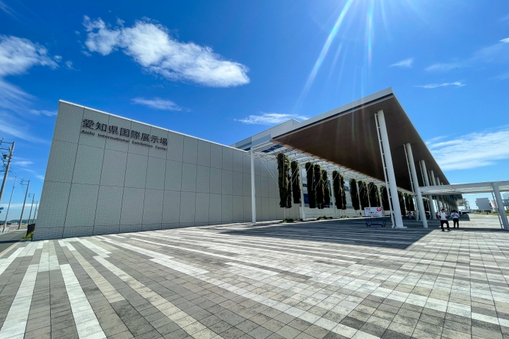 会場は愛知国際展示場(Aichi Sky Expo)。中部国際空港と直結
